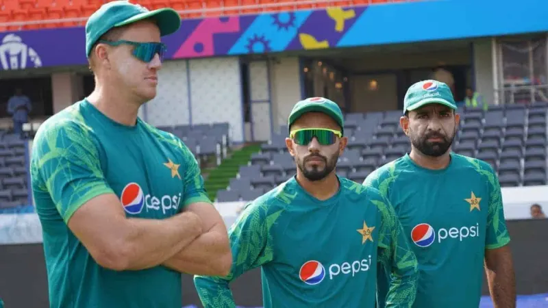 How Pakistani cricketers spend day in India