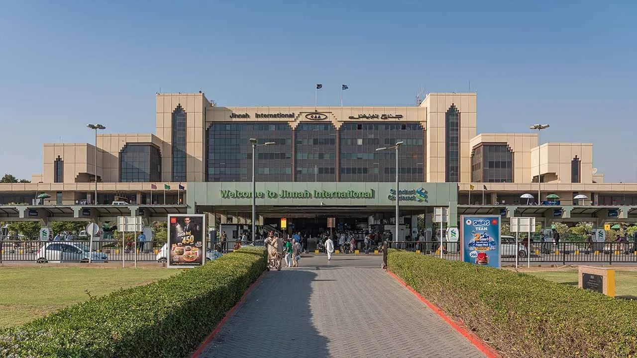 Pakistan to install bird repellent system at airports