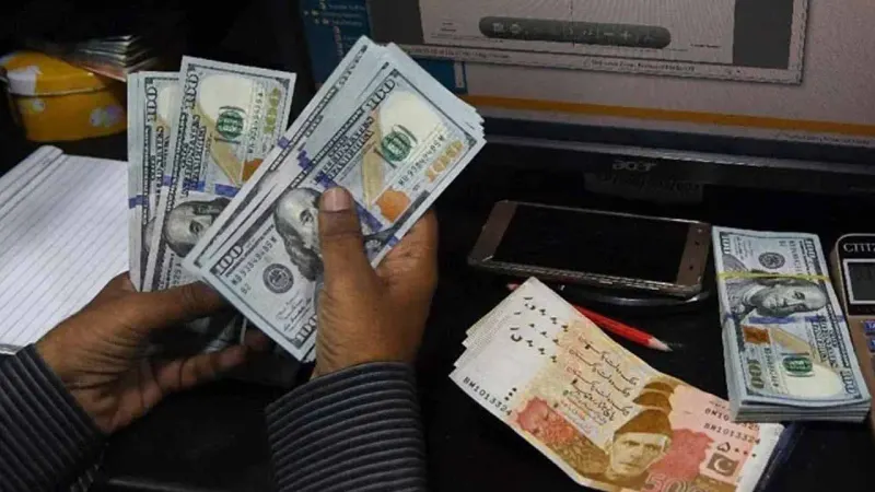Rupee Maintains Momentum Against US Dollar