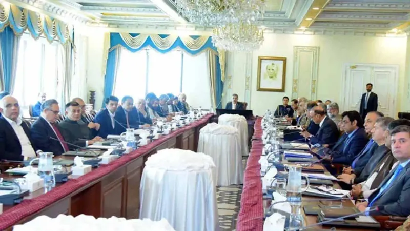Govt to ease visa regime for businessmen: PM Kakar
