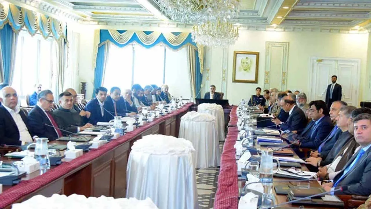 Govt to ease visa regime for businessmen: PM Kakar
