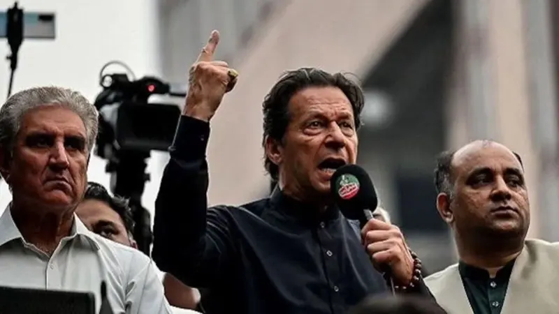 Imran Khan, Qureshi's indictment in cipher case put off for a week