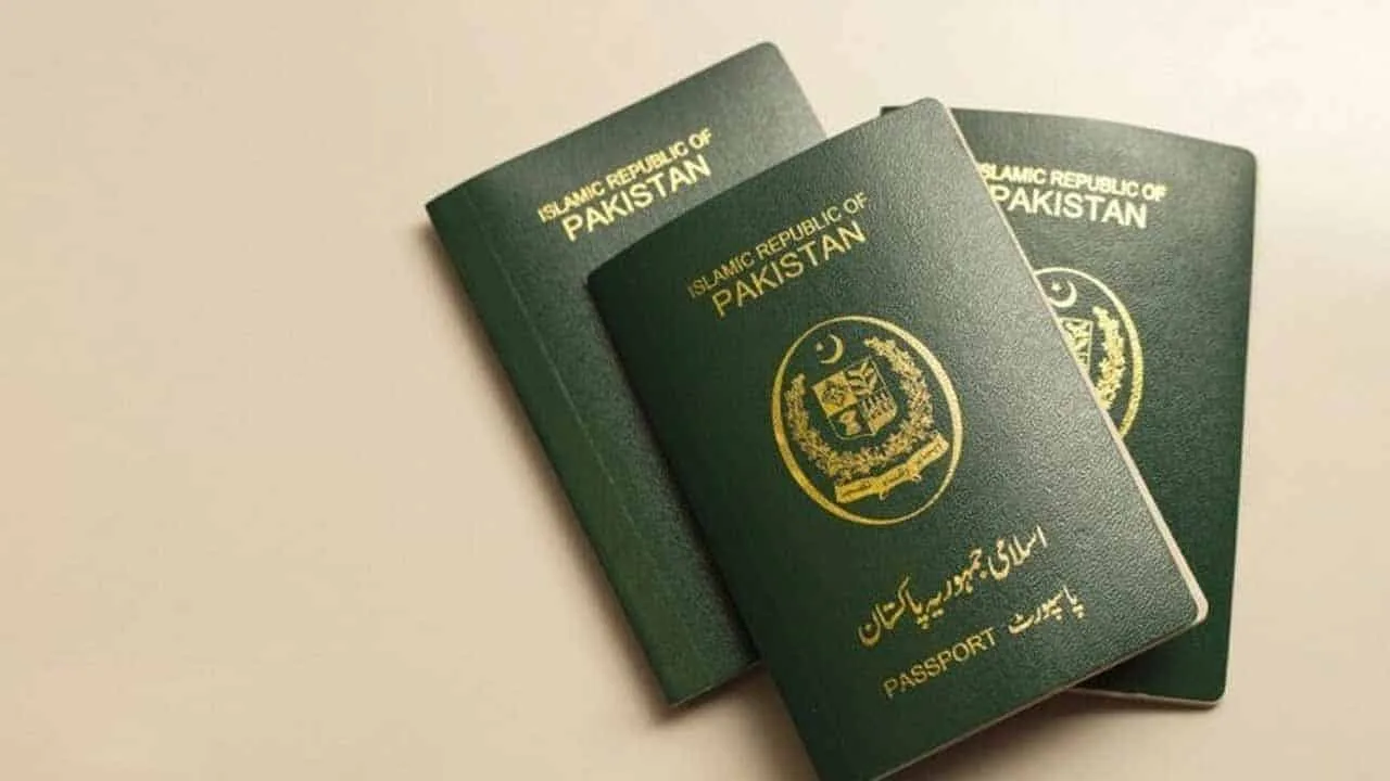 Shortage of lamination paper suspends issuance of Pakistani passport