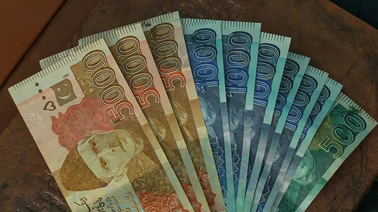 US Dollar to PKR Today – 12 January 2024