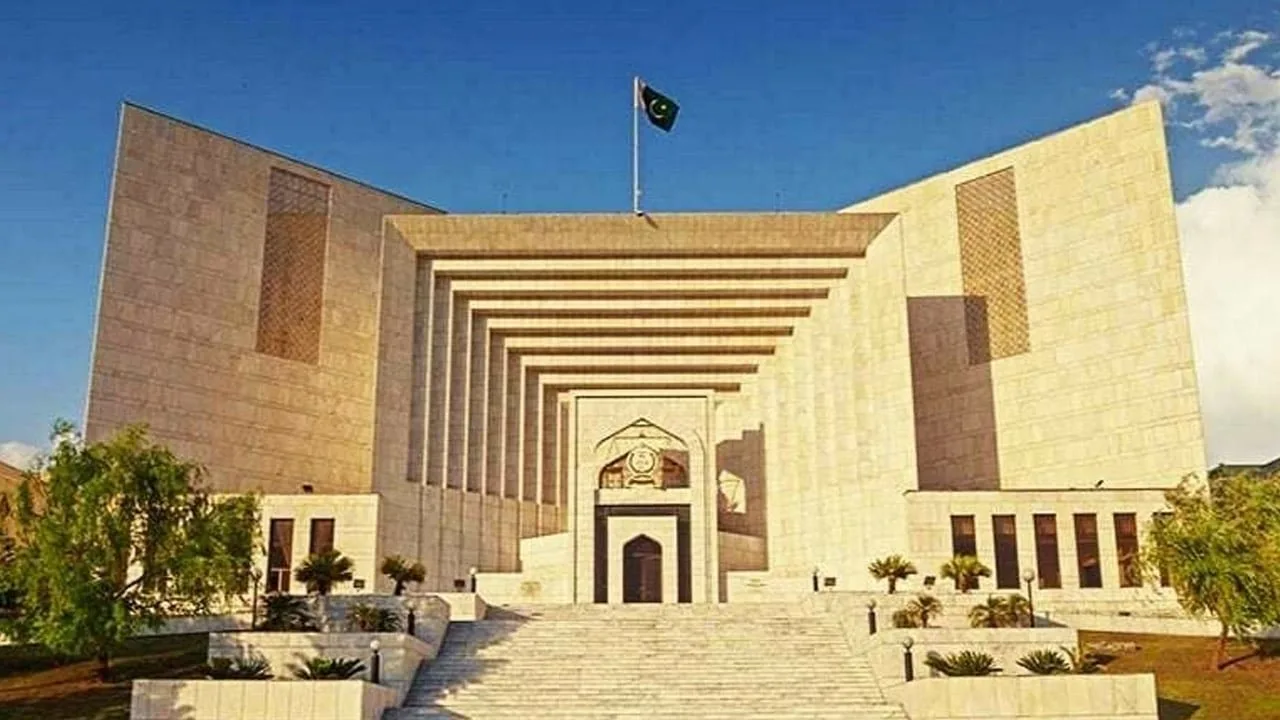 SC will not interfere in ECP’s domain, CJP tells PTI lawyer in bat symbol case