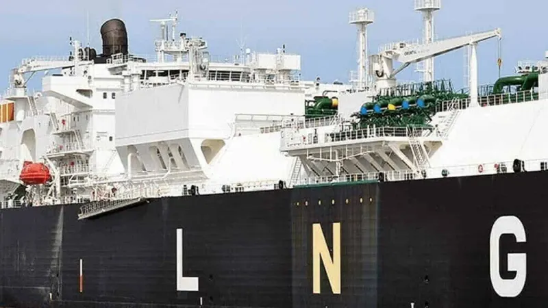 Pakistan seeks LNG cargo for January