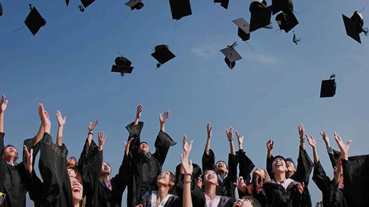 US Announces 'Need-Based' Scholarships for Pakistani Students
