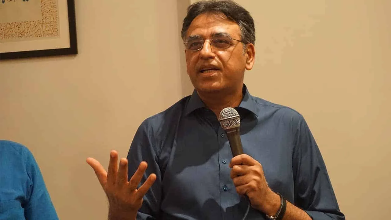 Asad Umar retires from politics, quits PTI
