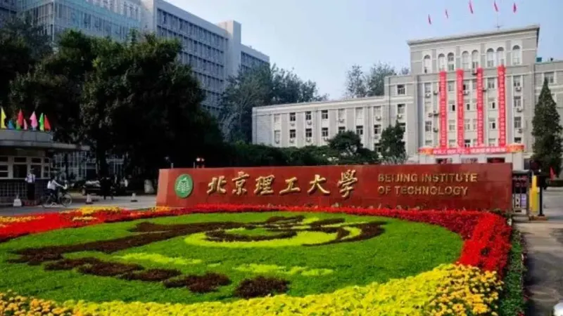 Chinese Govt Announces Fully Funded Scholarship for International Students Including Pakistanis