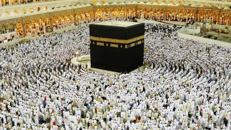 Banks start receiving applications For Hajj 2024