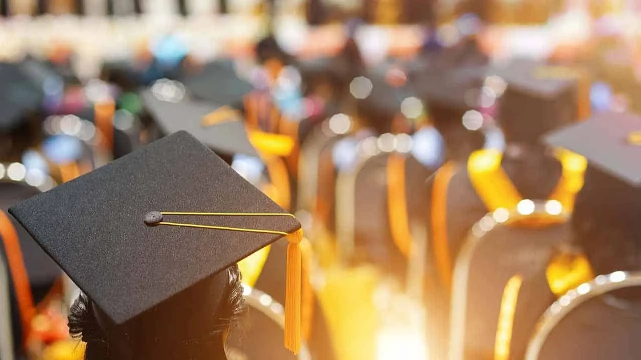 Pakistani Students Can Now Avail Scholarships for European Studies