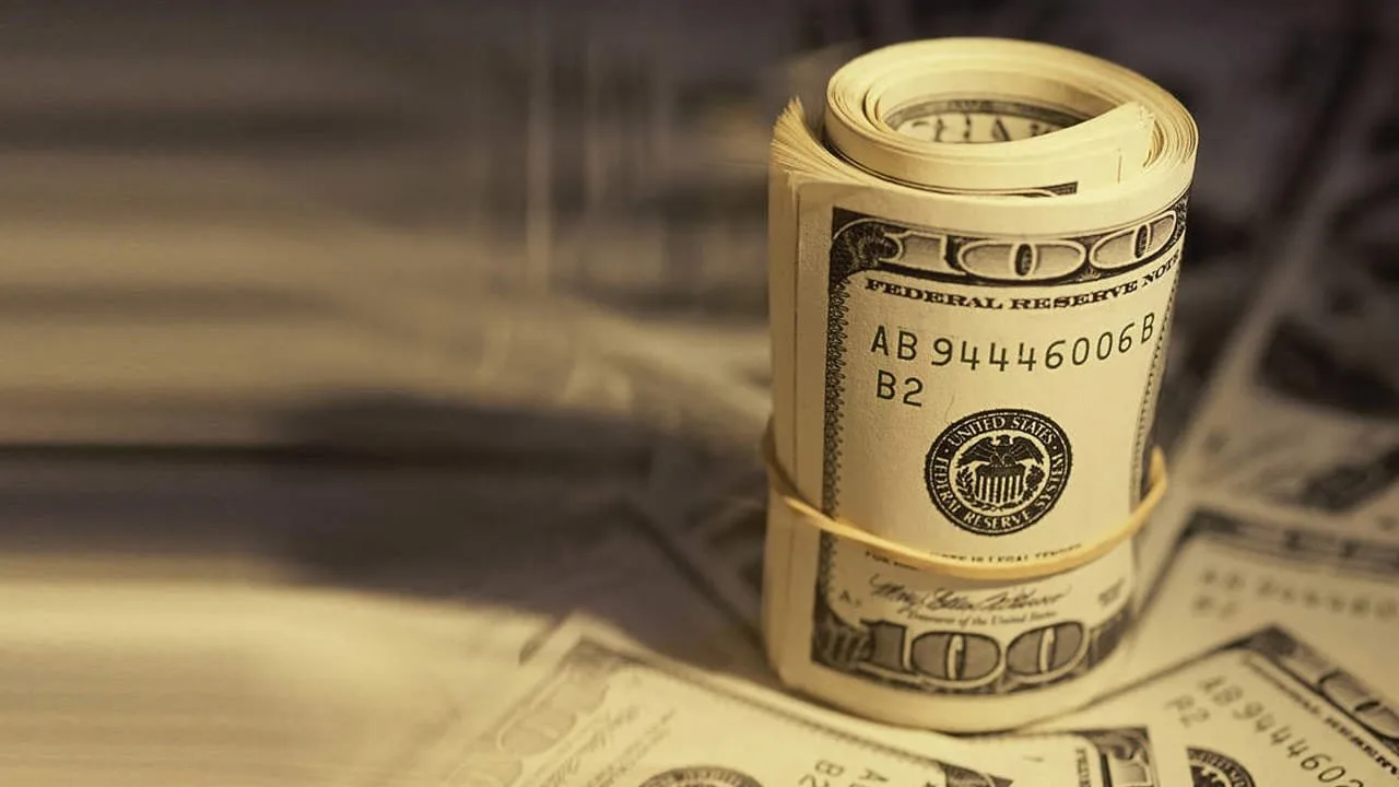 Pakistan’s total liquid foreign reserves reach $12.068 billion