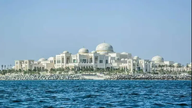 top rich families 2023