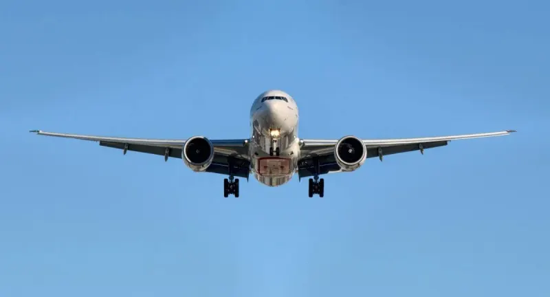UAE and Saudi Airlines resume