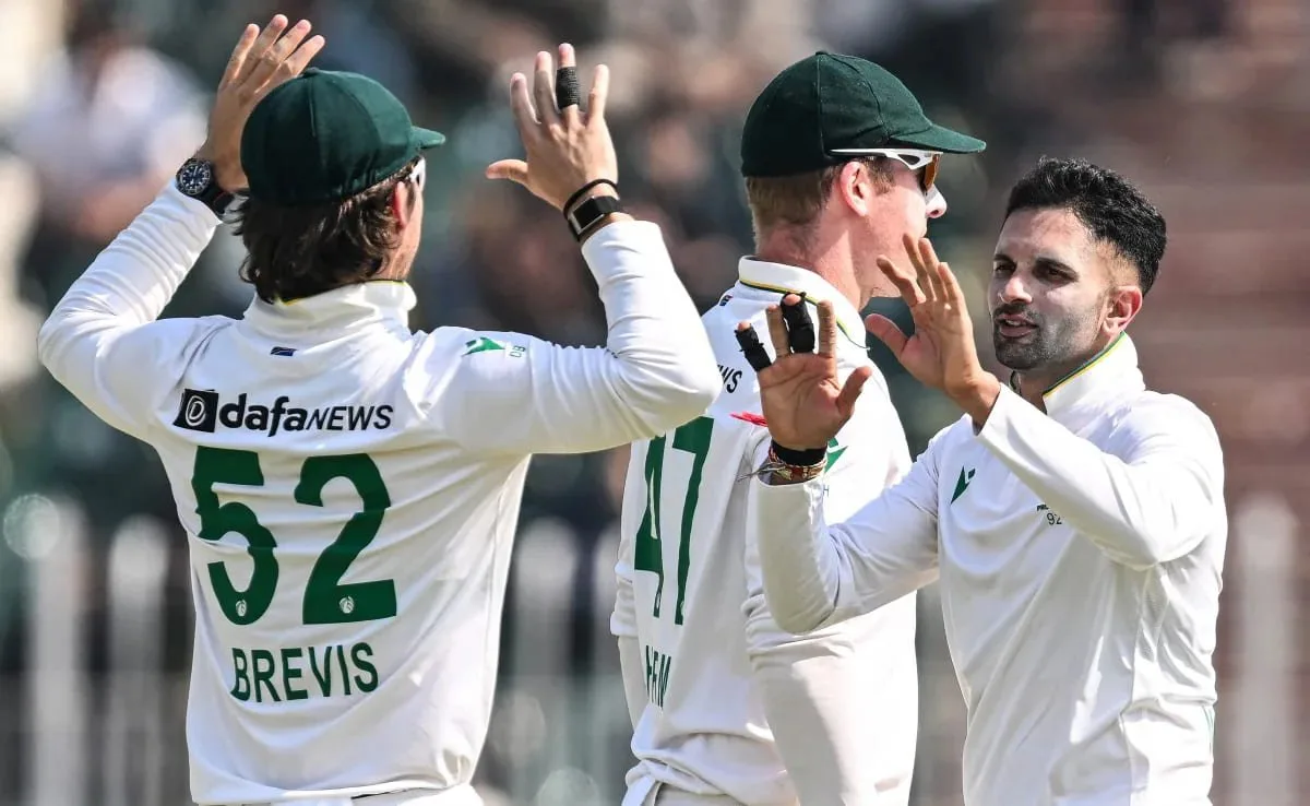 keshav maharaj day 2 pak vs sa