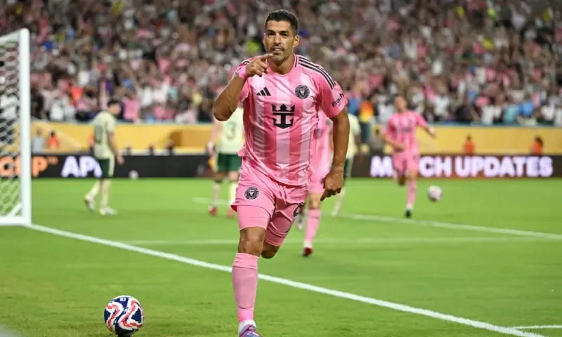 Luis Suarez 2