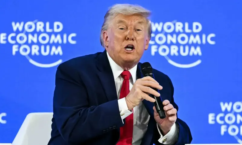 Trump Warns Canada of 100% Tariff if Trade Deal with China Proceeds