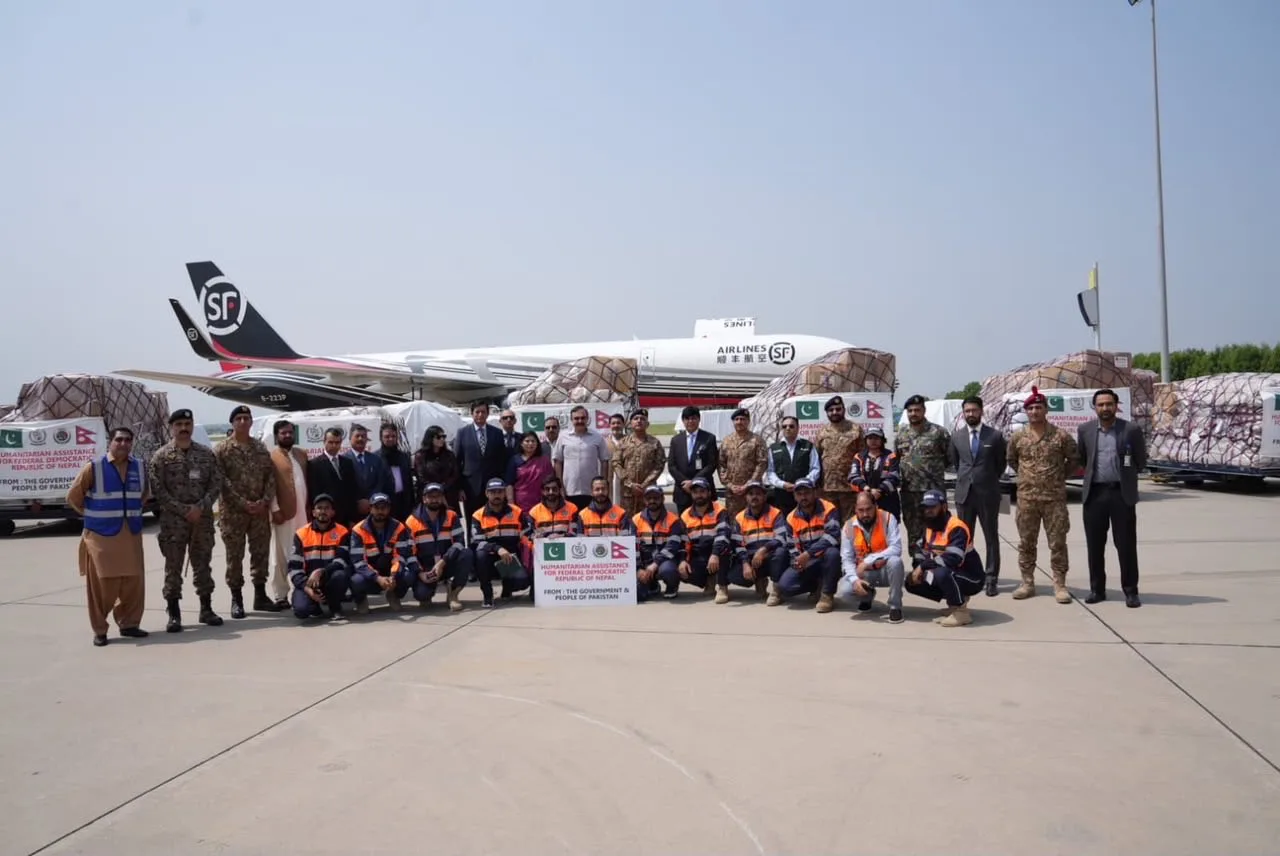Pakistan sends 100 tonnes of humanitarian aid to disaster-hit Nepal