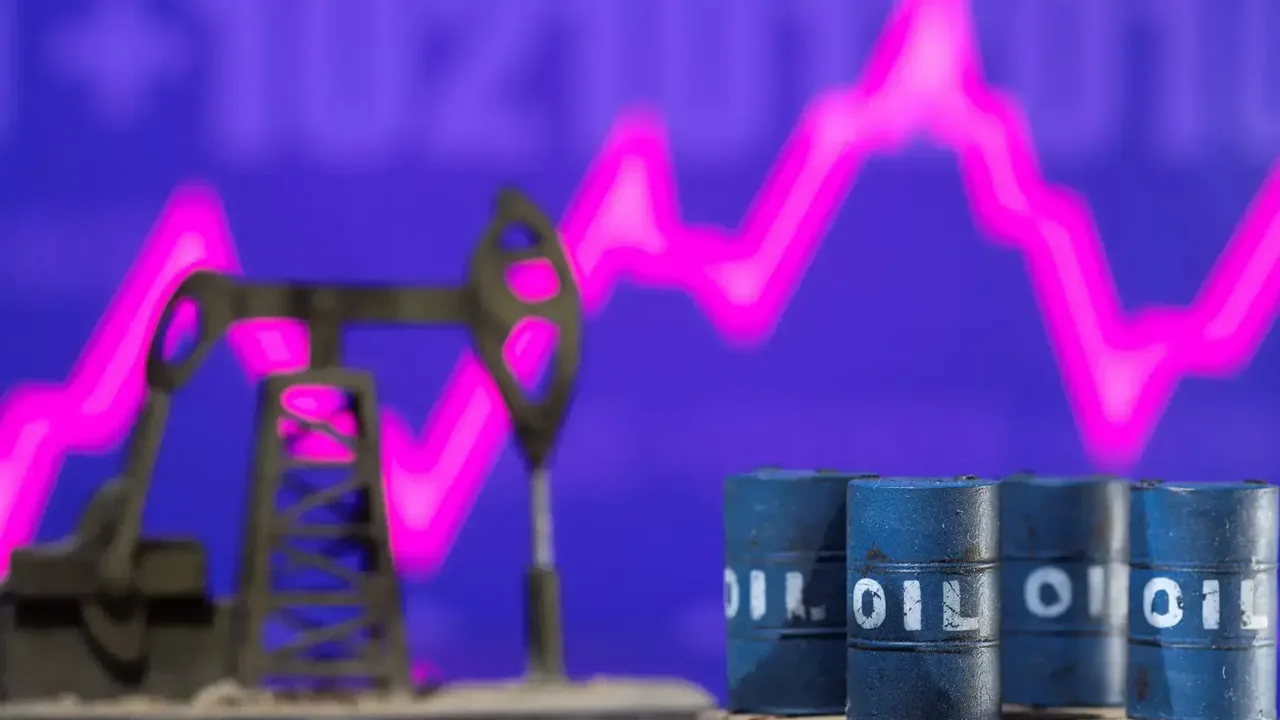 Brent Crude Hits $107 After Saudi Pipeline Attack, Hormuz Strike
