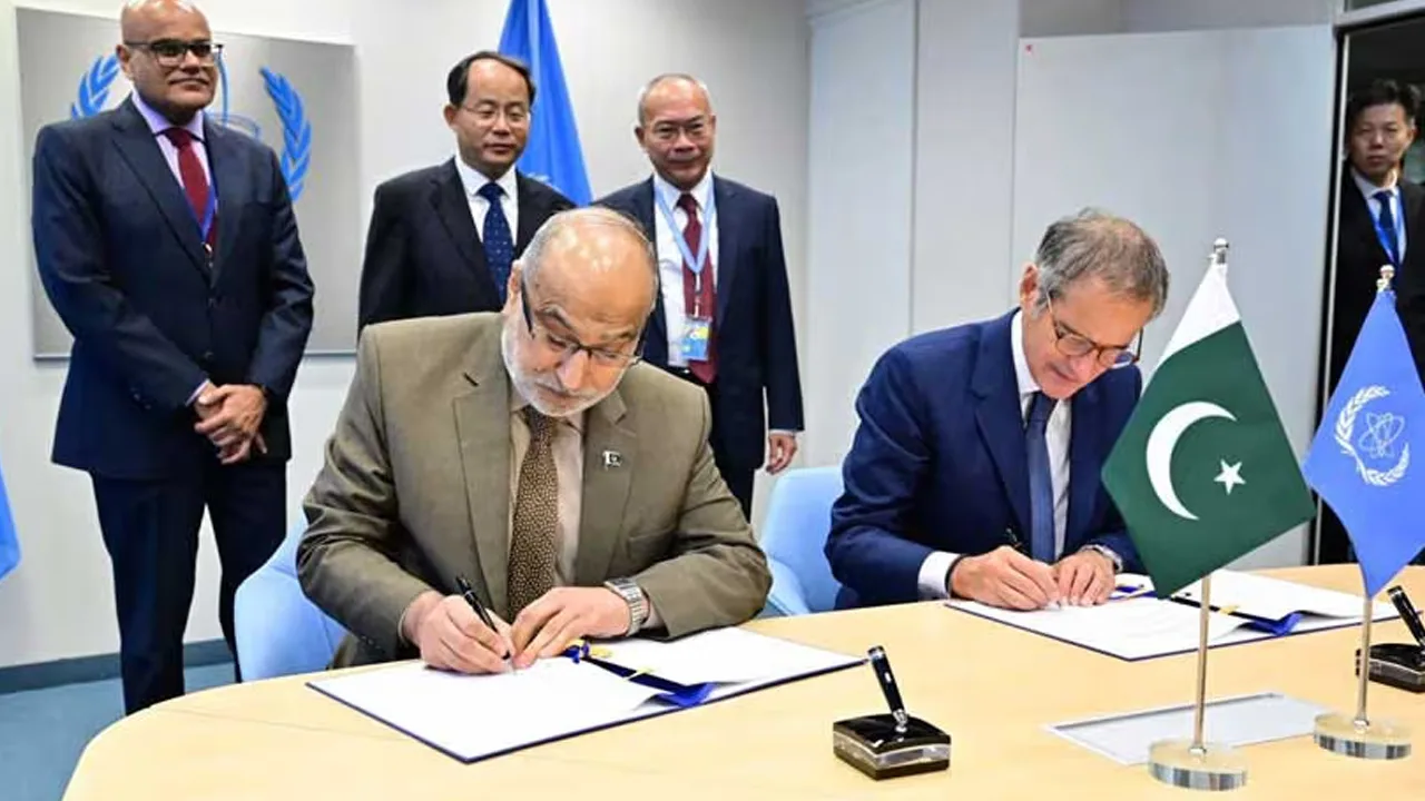 Pakistan, IAEA Sign Safeguards Agreement for Chashma-5