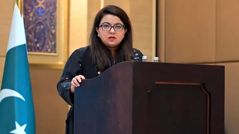 Pakistan's IT Exports Growing 20% Annually: Shaza Fatima Visits Huawei Service Center