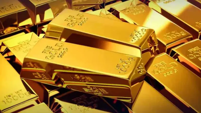 Gold Price in Pakistan Falls Rs12,800 Per Tola — One of Its Biggest Declines Ever