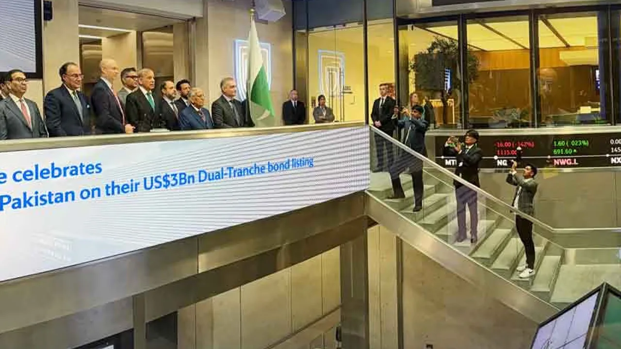 PM Shehbaz Highlights Pakistan's Investment Opportunities at London Stock Exchange