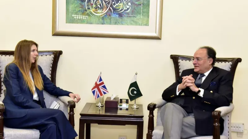 Finance Minister, British HC Discuss Bilateral Trade and Aviation Investment