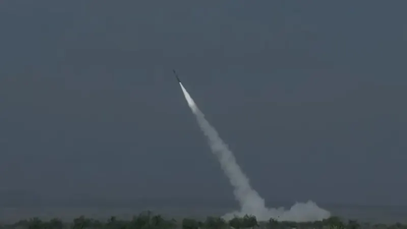 Pakistan Army Successfully Test-Fires Extended-Range Fatah-2 Hypersonic Ballistic Missile
