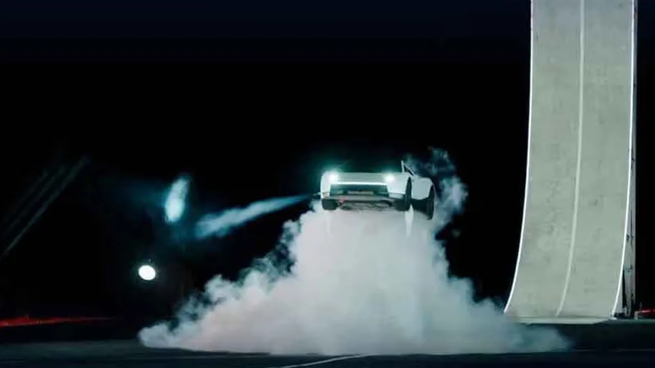 Tesla Unveils Rocket-Powered Roadster, Production in 2028