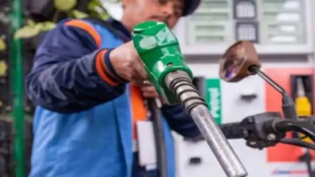 Petrol Cut by Rs3.63 to Rs390.23 Per Litre