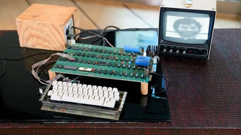 Rare Apple-1 Computer Sells for Record $1.15 Million