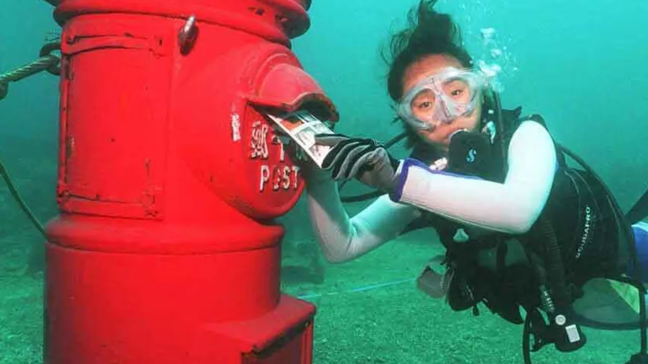Japan’s Underwater Postbox Sends Over 1,500 Letters a Year