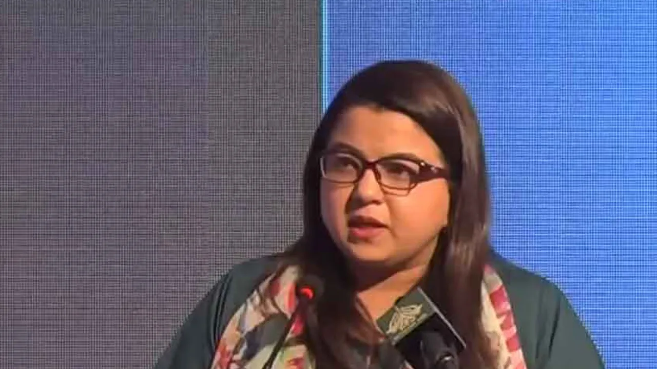 Shaza Fatima Warns of AI-Powered Scams, Urges Pakistanis to Protect Personal Data