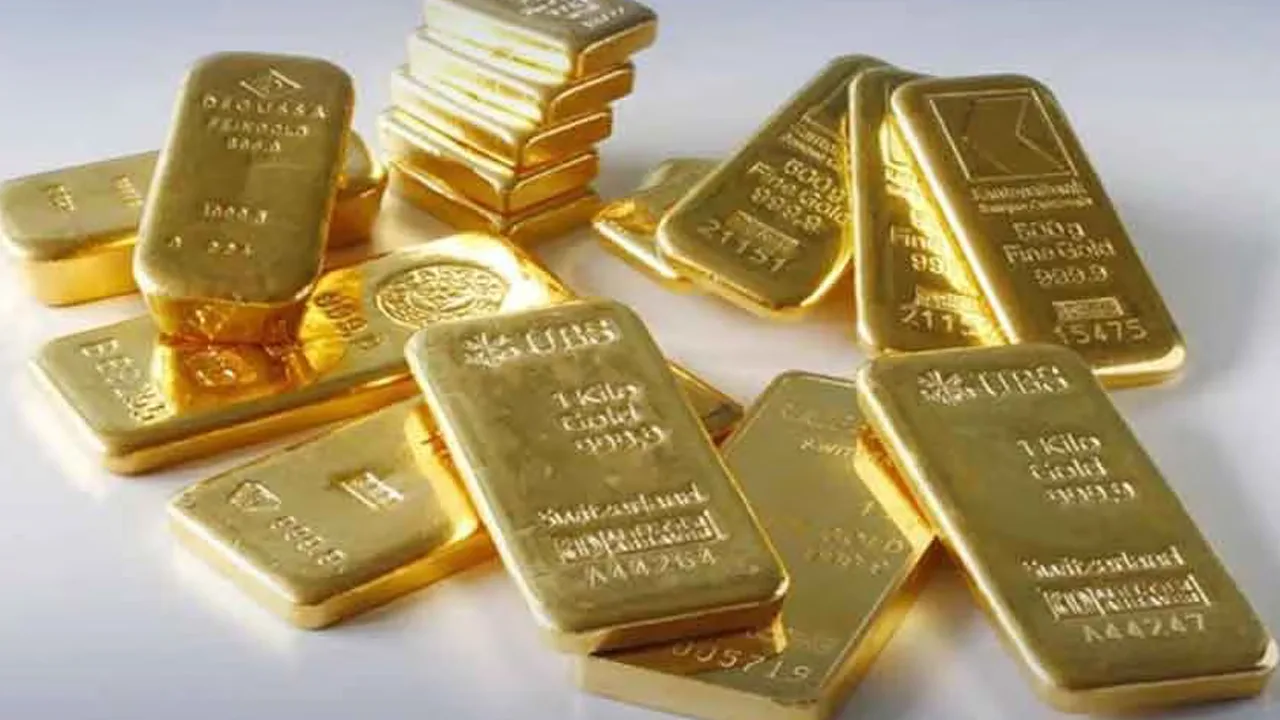 Gold Prices Drop in Pakistan: 24-Karat Gold Falls by Rs4,000 per Tola