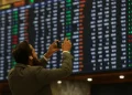 kse 100 record high