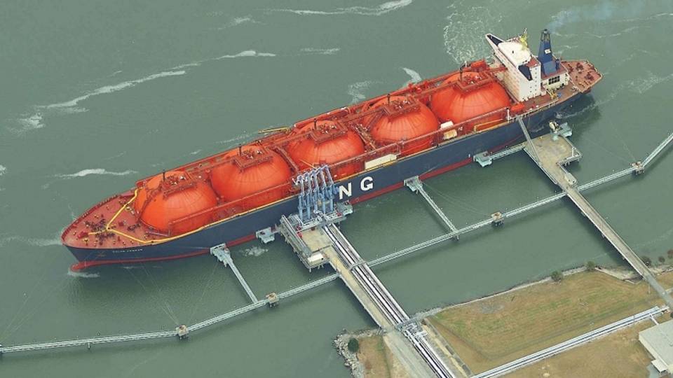Delay in construction licenses impairs LNG terminals development