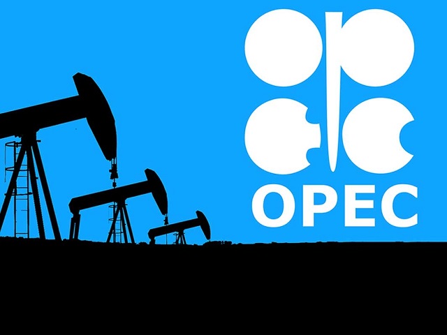 Crude oil outpours as Opec extends production - Economy.pk