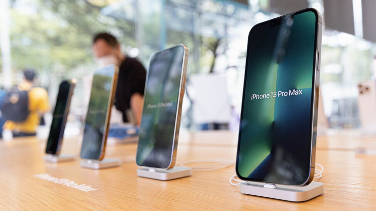 iPhone chip shortage cut its production by 10mil units