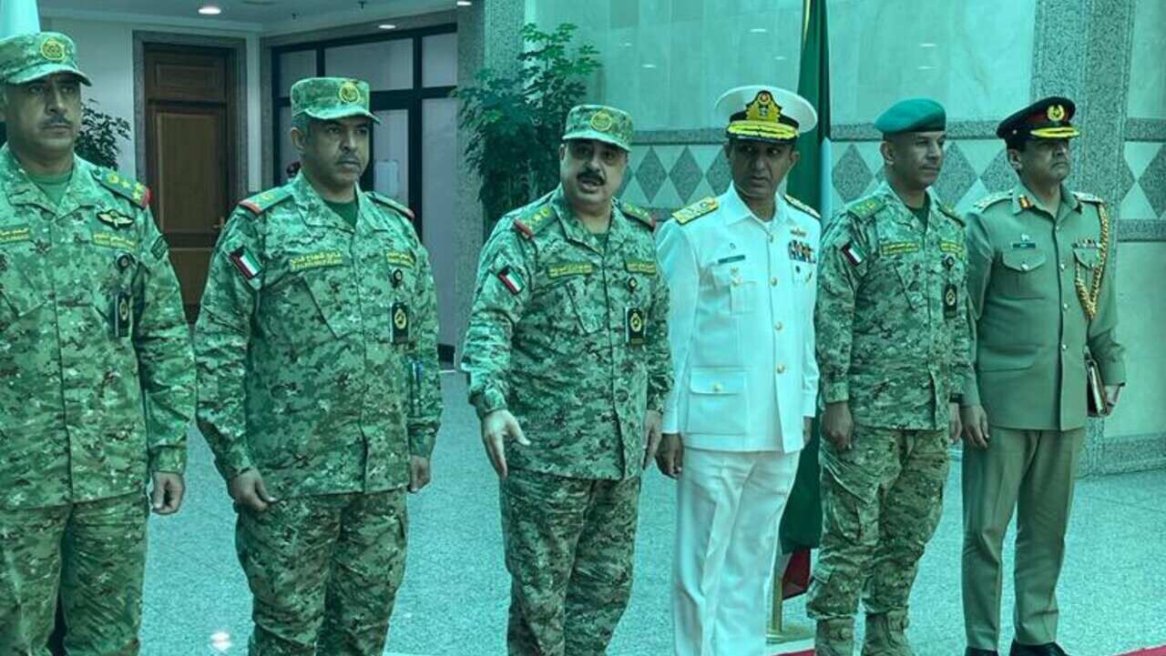 Kuwait praise Pak Navy efforts for maritime peace