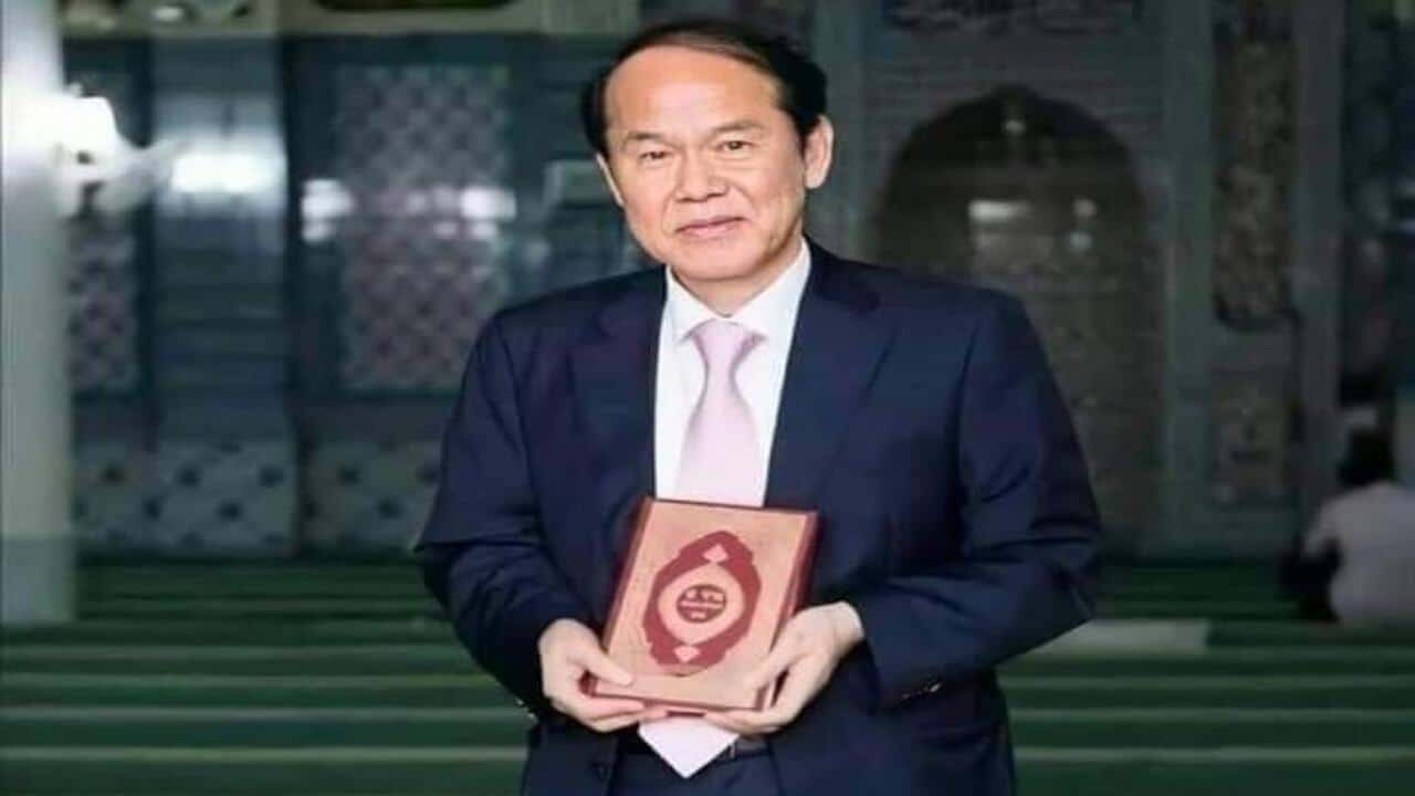 Dr. Hamid Choi