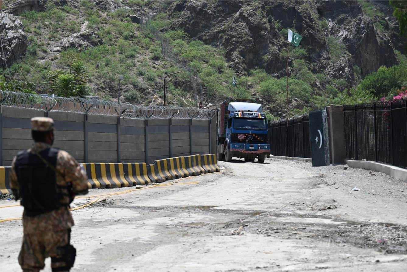 India using Afghan trucks to send Aid through Pakistan