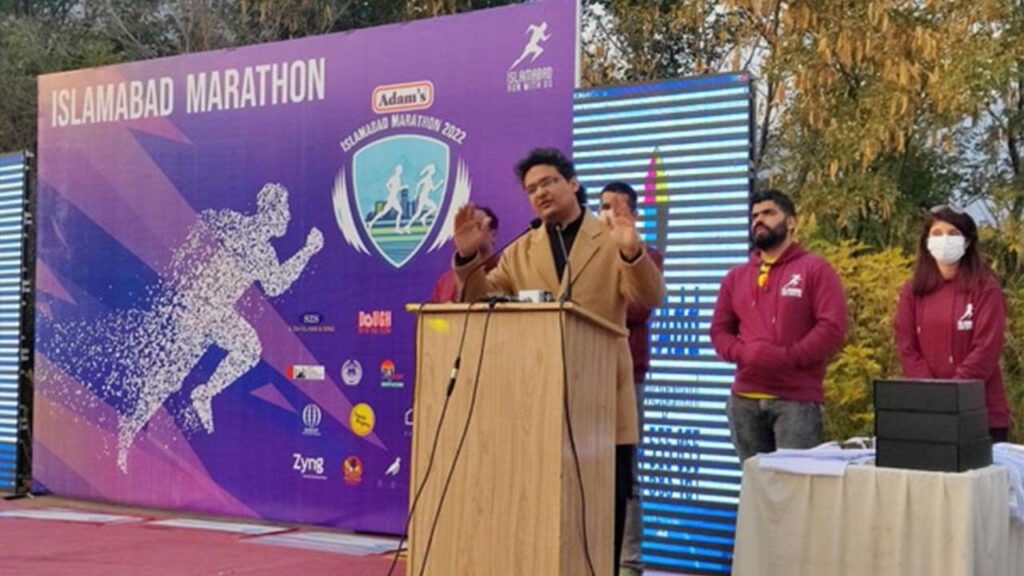 Faisal Javed at the Islamabad Marathon for Prize Distribution