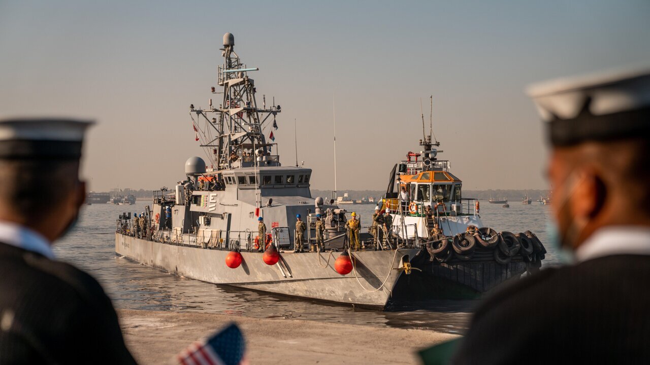 US Navy arrived at karachi port