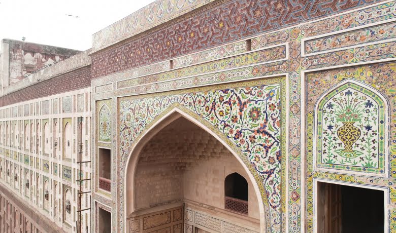  View of the restored Muqarnas located inside the deep-vaulted gateway. AKTC / Hussain Sheikh The Shah Burj Gate is part of the famous 1,500 feet long Picture Wall in the Lahore Fort and consists of extensive glazed-tile mosaic work - shown here after restoration.
