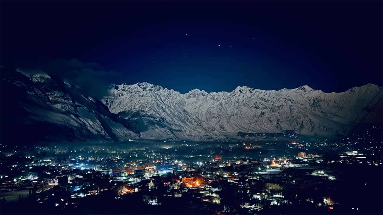 Gilgit-baltistan to Turn into World Winter Sports Destination: PM Imran