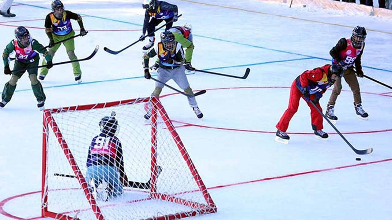 Snow skiing, Ice Hockey competitions to be held in Hunza from Thursday