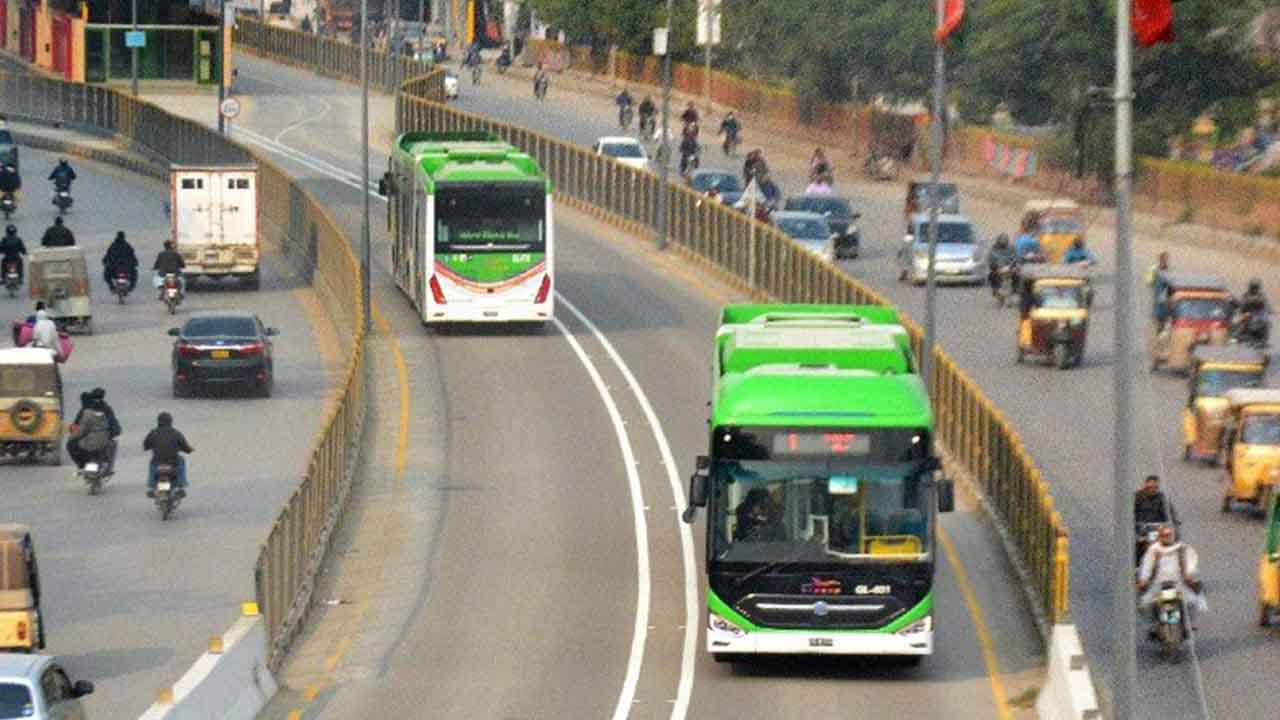 Over One Million Passengers Travelled in 80 Green Line Buses in a Month in Karachi