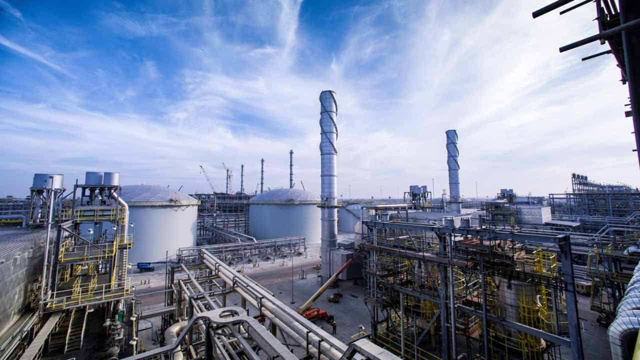 Govt to Establish Petrochemical Complex in Gwadar under CPEC: Khalid Mansoor