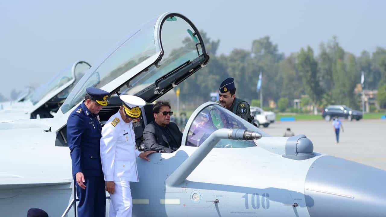 JC-10 fighter Jets to boost Pakistan’s defence system: PM Imran